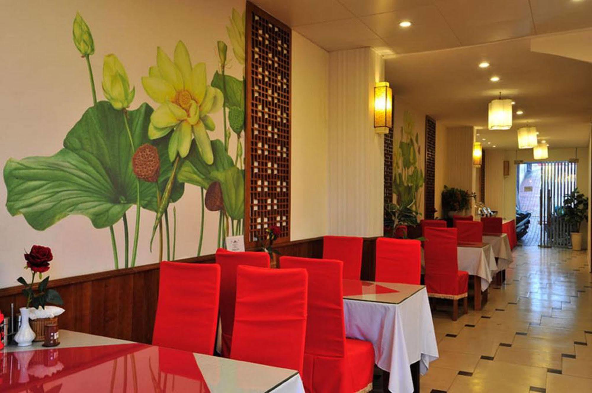 Wild Lotus Hotel - Xuan Dieu Hanoi Zewnętrze zdjęcie